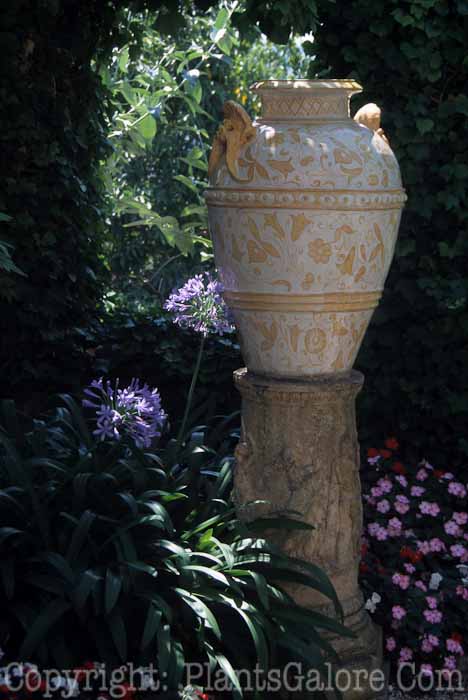 PGC-H-Statuary-Urn-15