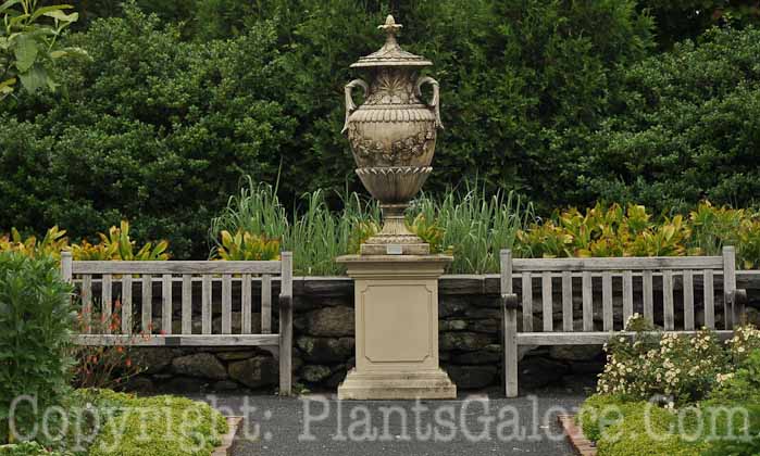 PGC-H-Statuary-Urn-25